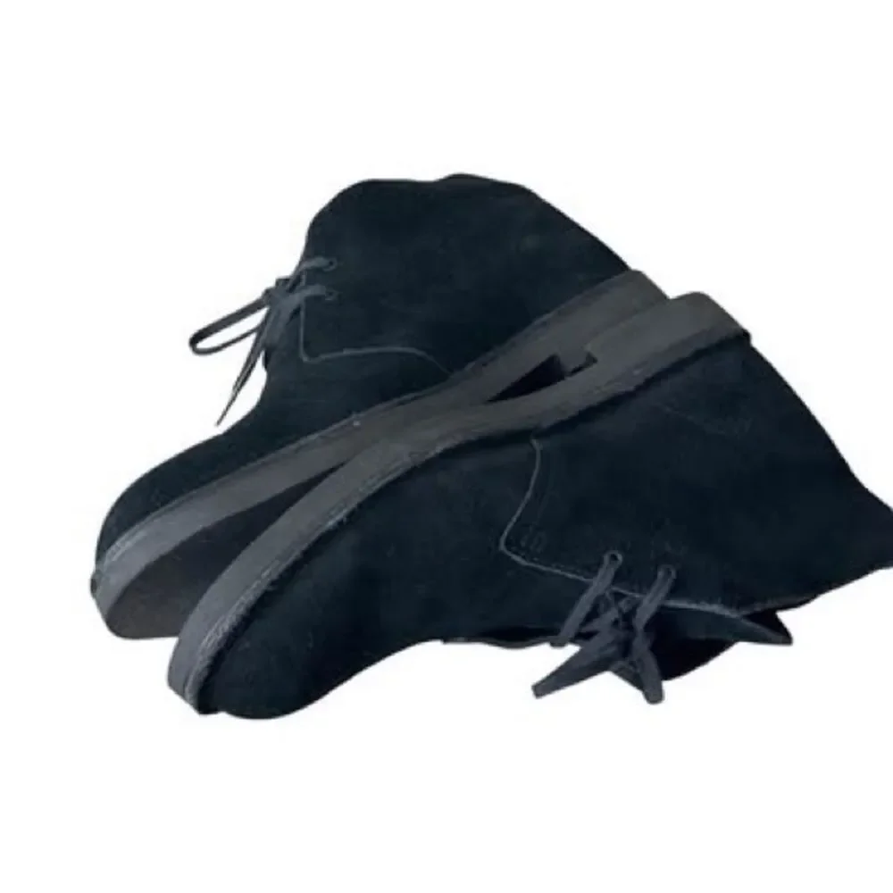 Clarks Bushacre 2  Suede Chukka Boots